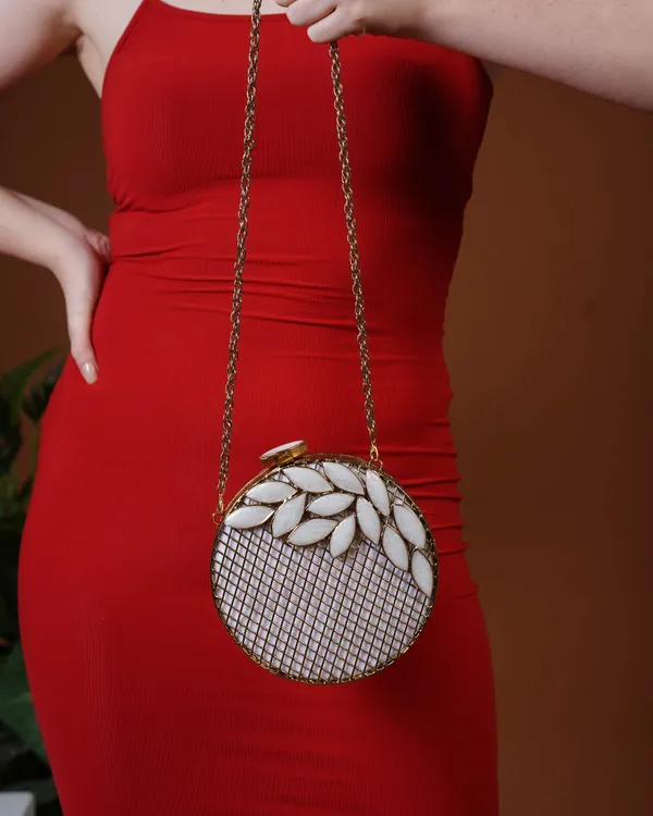 Ivory_Vine_Halo_Clutch